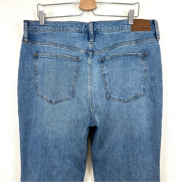 Madewell LIKE NEW The Perfect Vintage Flare Jean in Delavan Wash - Picture 8 of 13